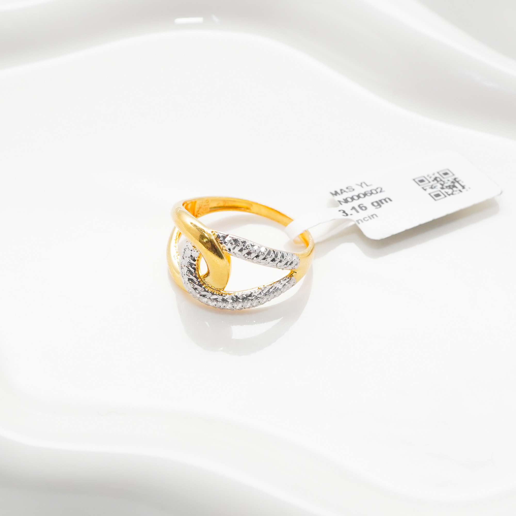 CN FESYEN DIAMOND CUT 916